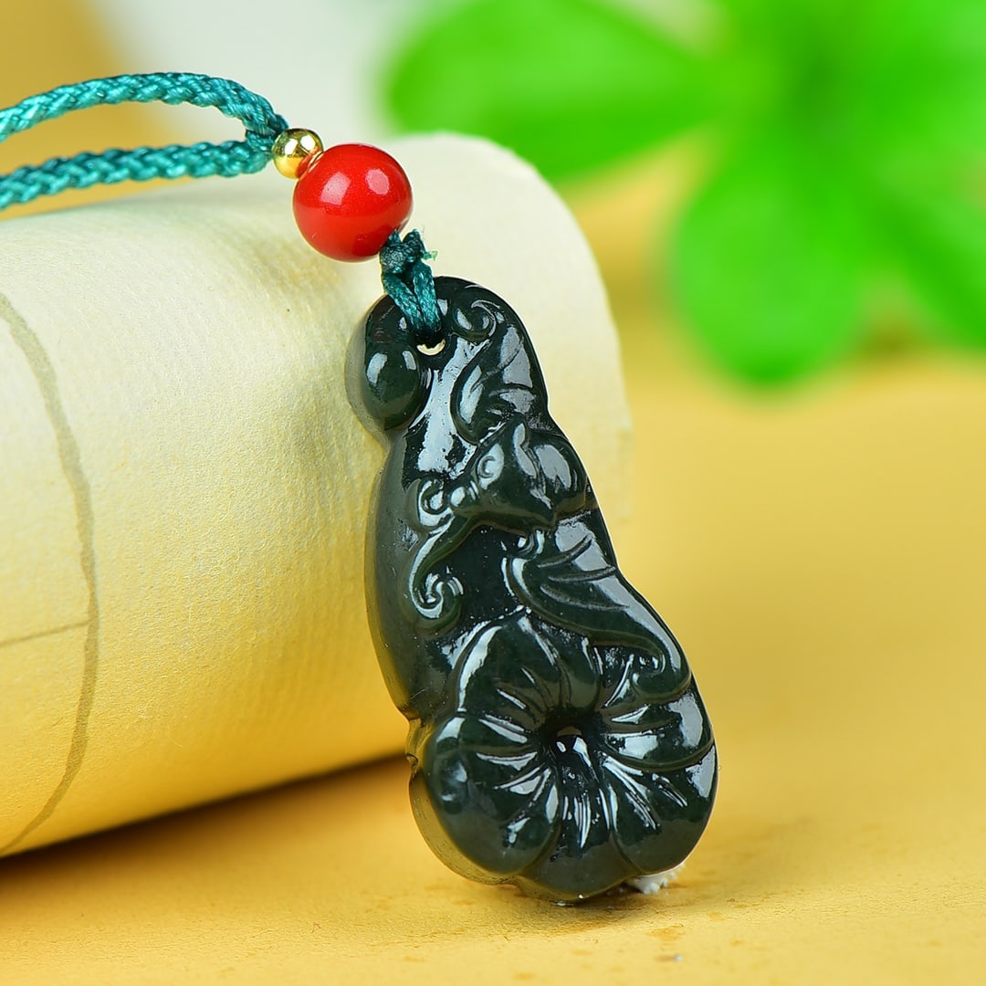 An Exquisite Jasper Flower Pattern Pendant - 4