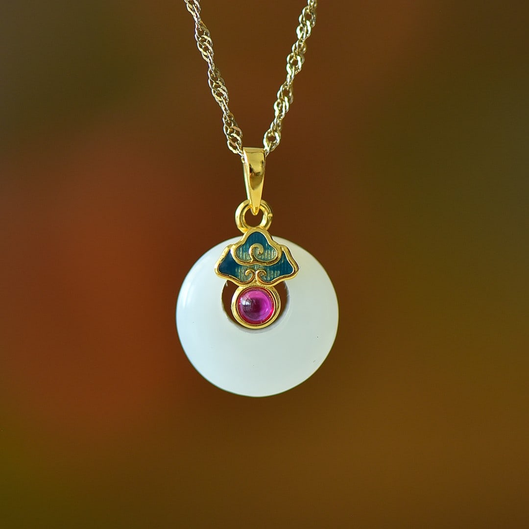 An Exquisite Sterling Silver-Gold Plated Inlaid White Jade Enamel Pendant: An Exquisite Sterling Silver-Gold Plated Inlaid White Jade Enamel Pendant 纯银镀金镶白玉珐琅吊坠