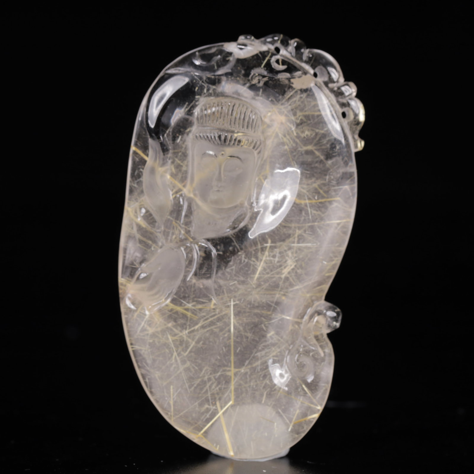 An Exquisite Crystal Statue of Avalokitesvara Pendant: An Exquisite Crystal Statue of Avalokitesvara Pendant,Size:1.6inx0.4inx3in,Weight:46g 水晶观音挂件