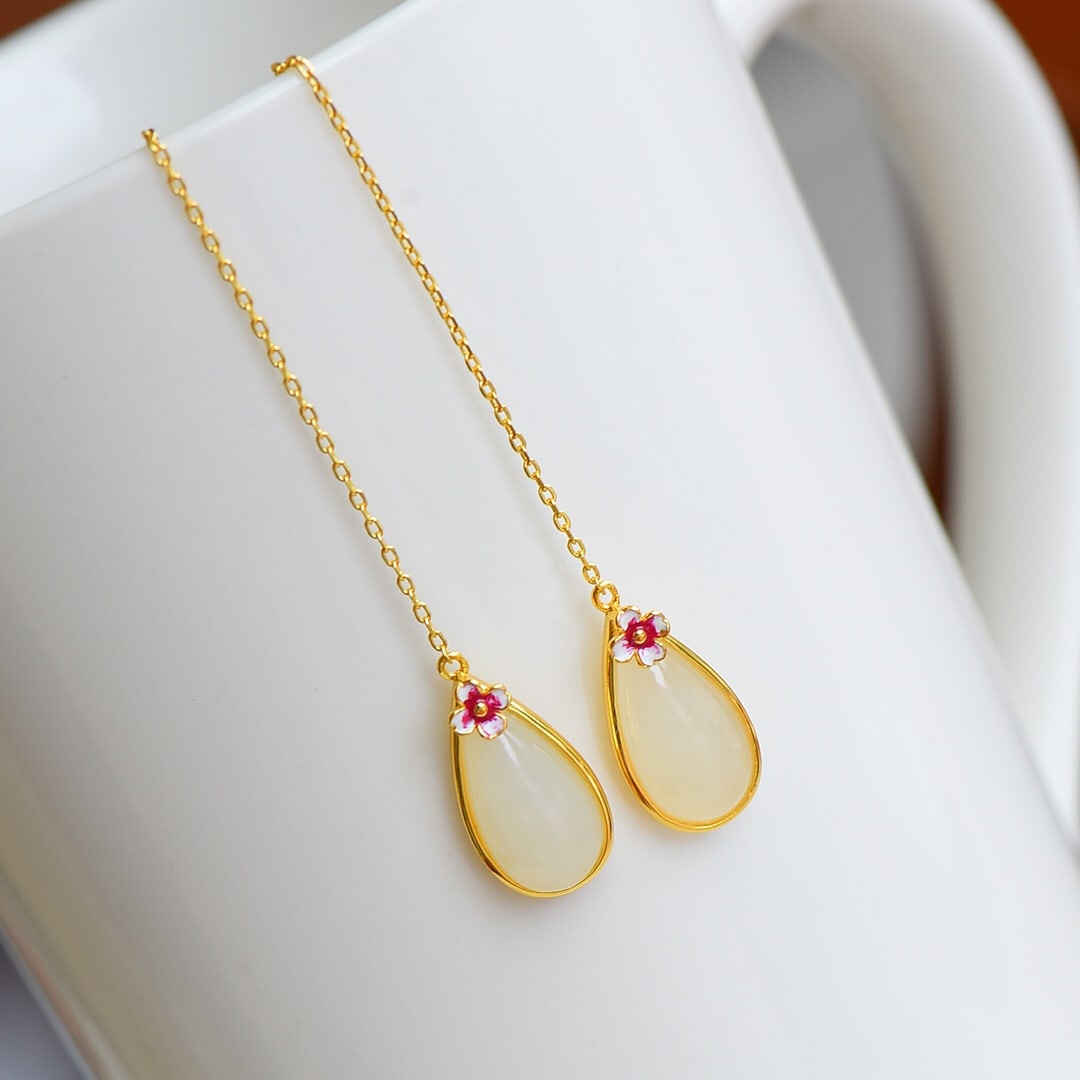 A Pair of Exquisite Sterling Silver-Gold Plated Inlaid White Jade Earrings: A Pair of Exquisite Sterling Silver-Gold Plated Inlaid White Jade Earrings,Size:8mmx16mm 一对纯银镀金镶白玉耳环