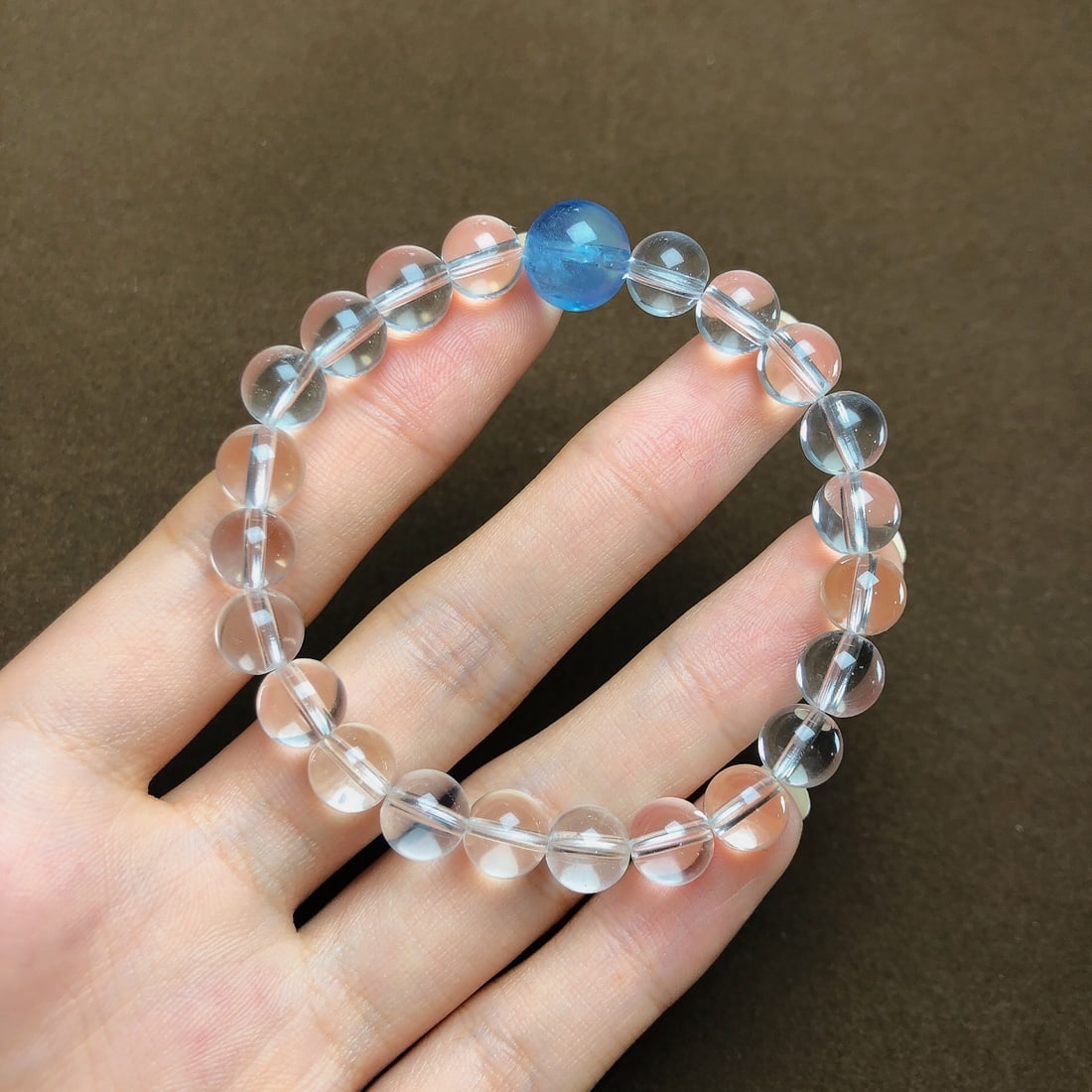 An Exquisite Crystal Aquamarine Bracelets: An Exquisite Crystal Aquamarine Bracelets,Size:8.2mm,10.6mm,Weight:17.7g 水晶海蓝宝手串