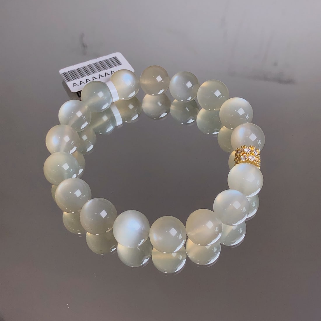 An Exquisite Crystal Bracelet: An Exquisite Crystal Bracelet,Size:11.2mm,Weight:33g 水晶手串