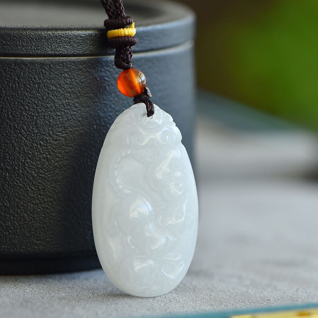 An Exquisite White Jade Mouse Pattern Pendant - 3