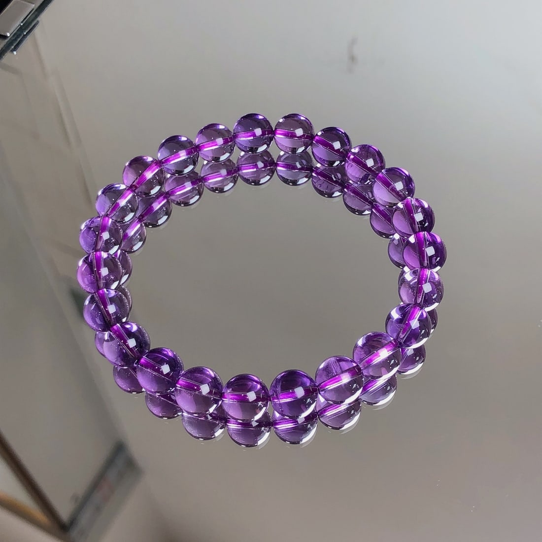An Exquisite Crystal Bracelet - 2