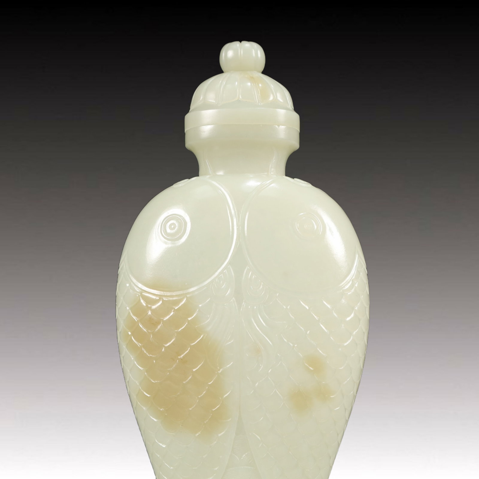 An Exquisite White Jade Fish Pattern Bottle - 7