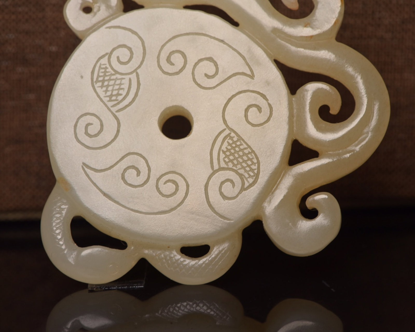 An Exquisite White Jade Phoenix Pattern Pendant - 7