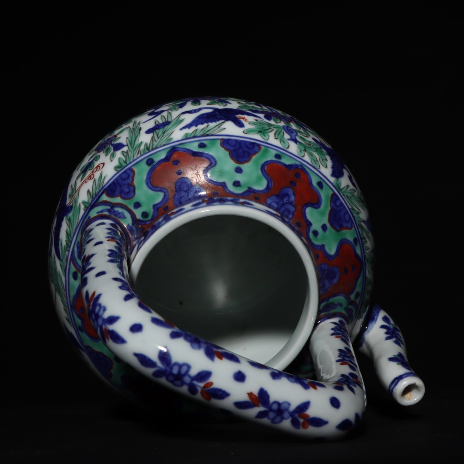 An Exquisite Wucai Flower and Bird Pattern Loop-Handled Pot - 6