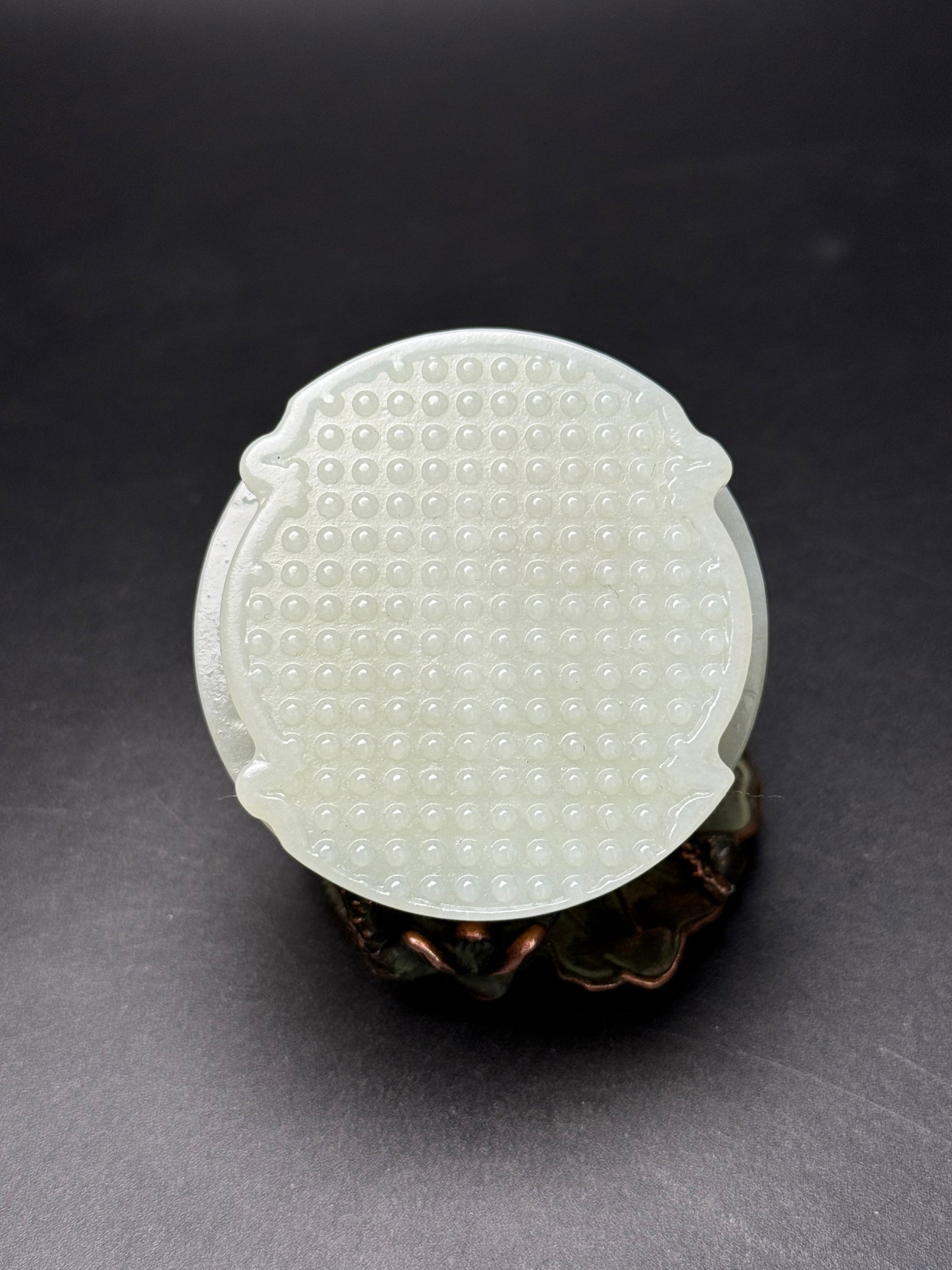 An Exquisite White Jade Beast Pattern Buckle - 2