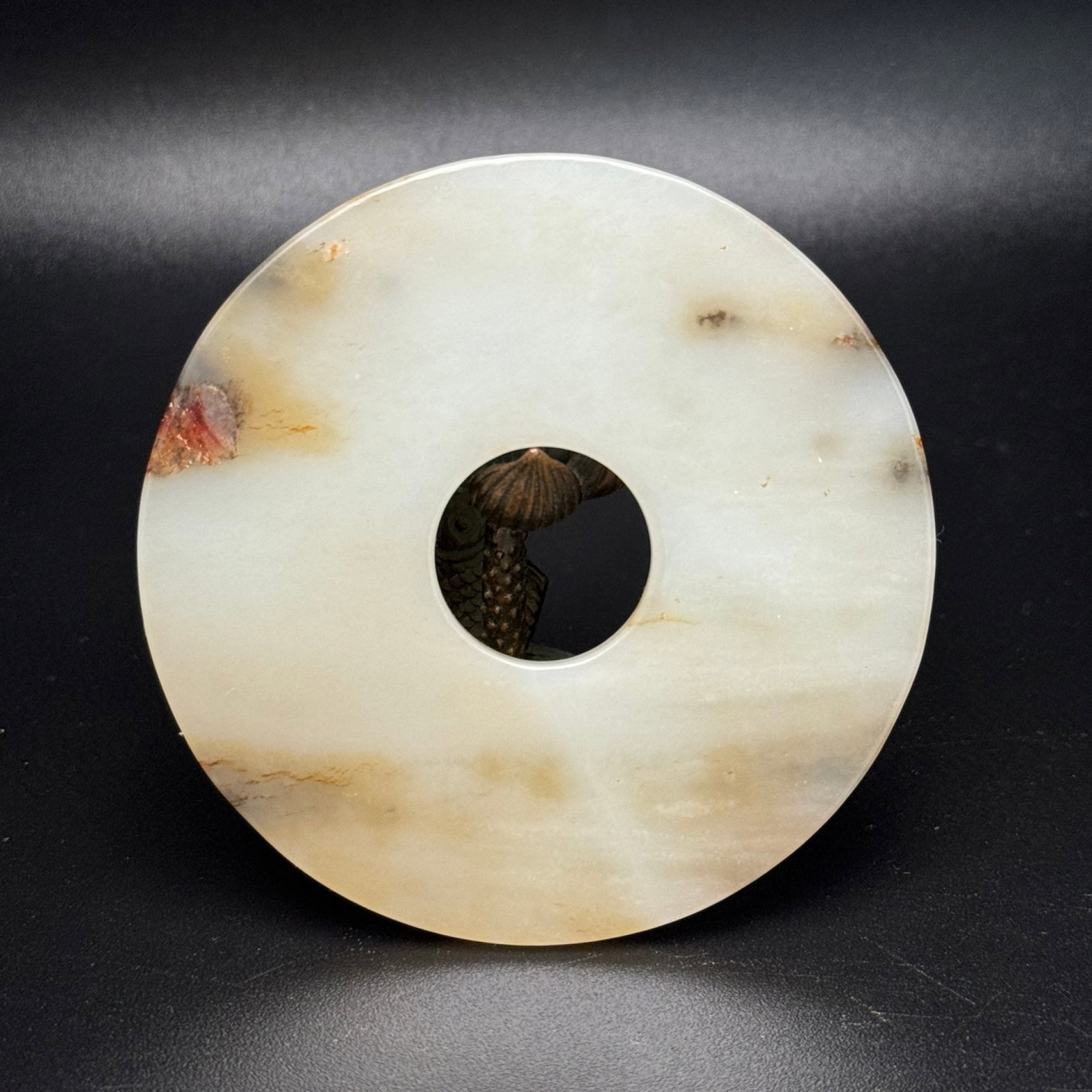 An Exquisite White Jade Pendant: An Exquisite White Jade Pendant,Qing Dynasty, China,Size:83mmx4mm,Weight:57g 白玉挂件,中国清代