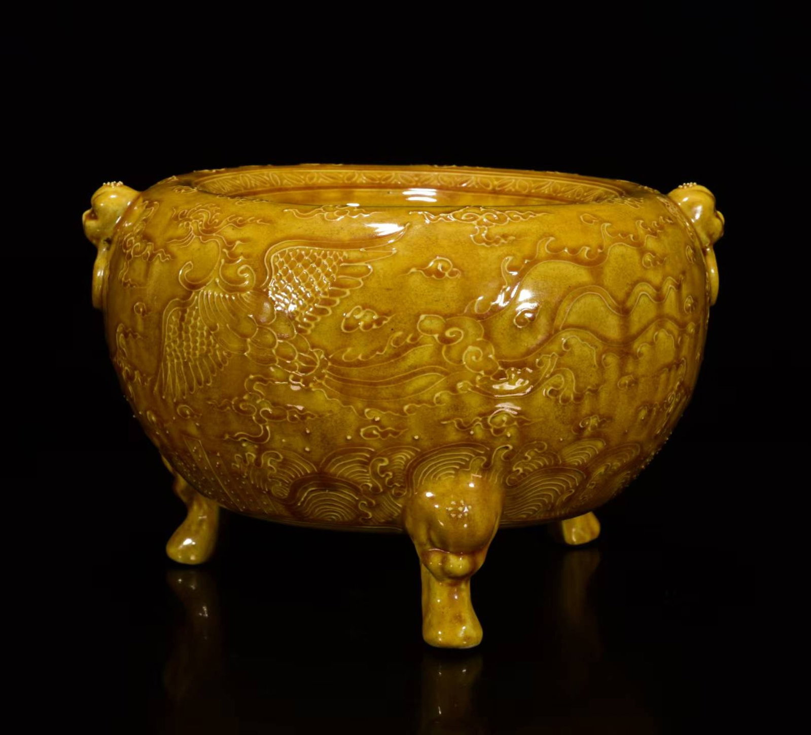 An Exquisite Yellow Glazed Dragon and Phoenix Pattern Beast-Ears Tripod Censer (1 of 9)