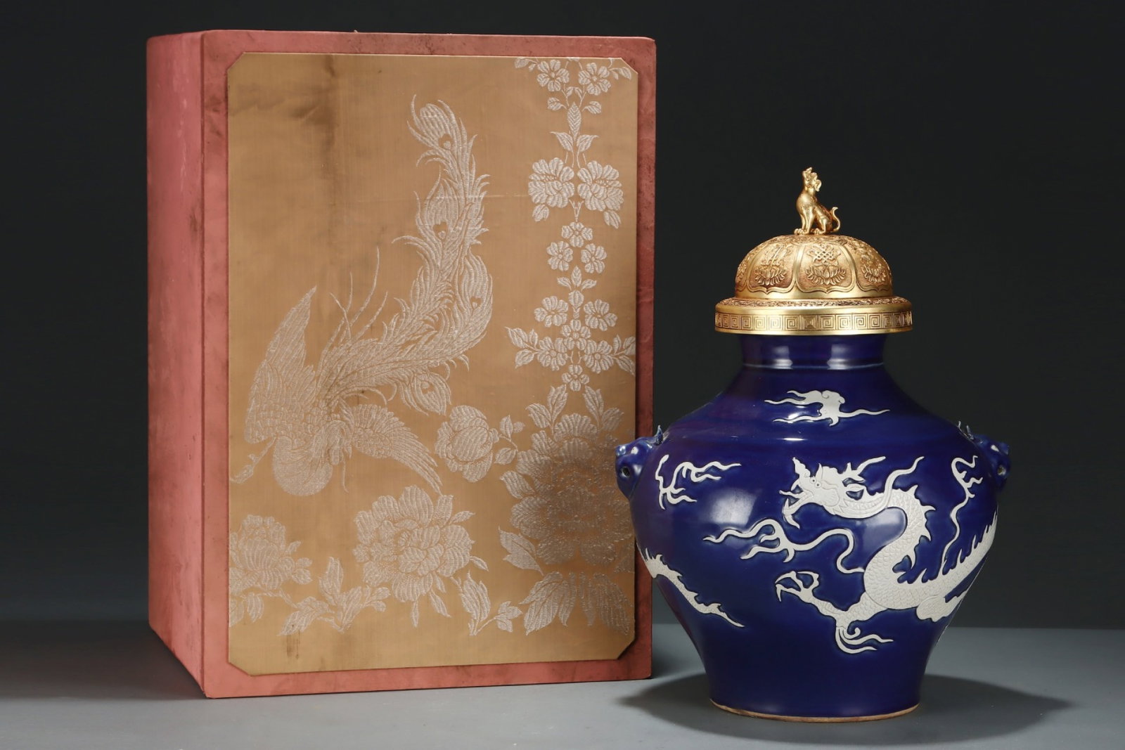 A Huge Ji Blue Glazed Auspicious Cloud and Dragon Pattern Jar with Cover: A Huge Ji Blue Glazed Auspicious Cloud and Dragon Pattern Jar with Cover,Size:19.5inx14.2in,Yuan Dynasty,China