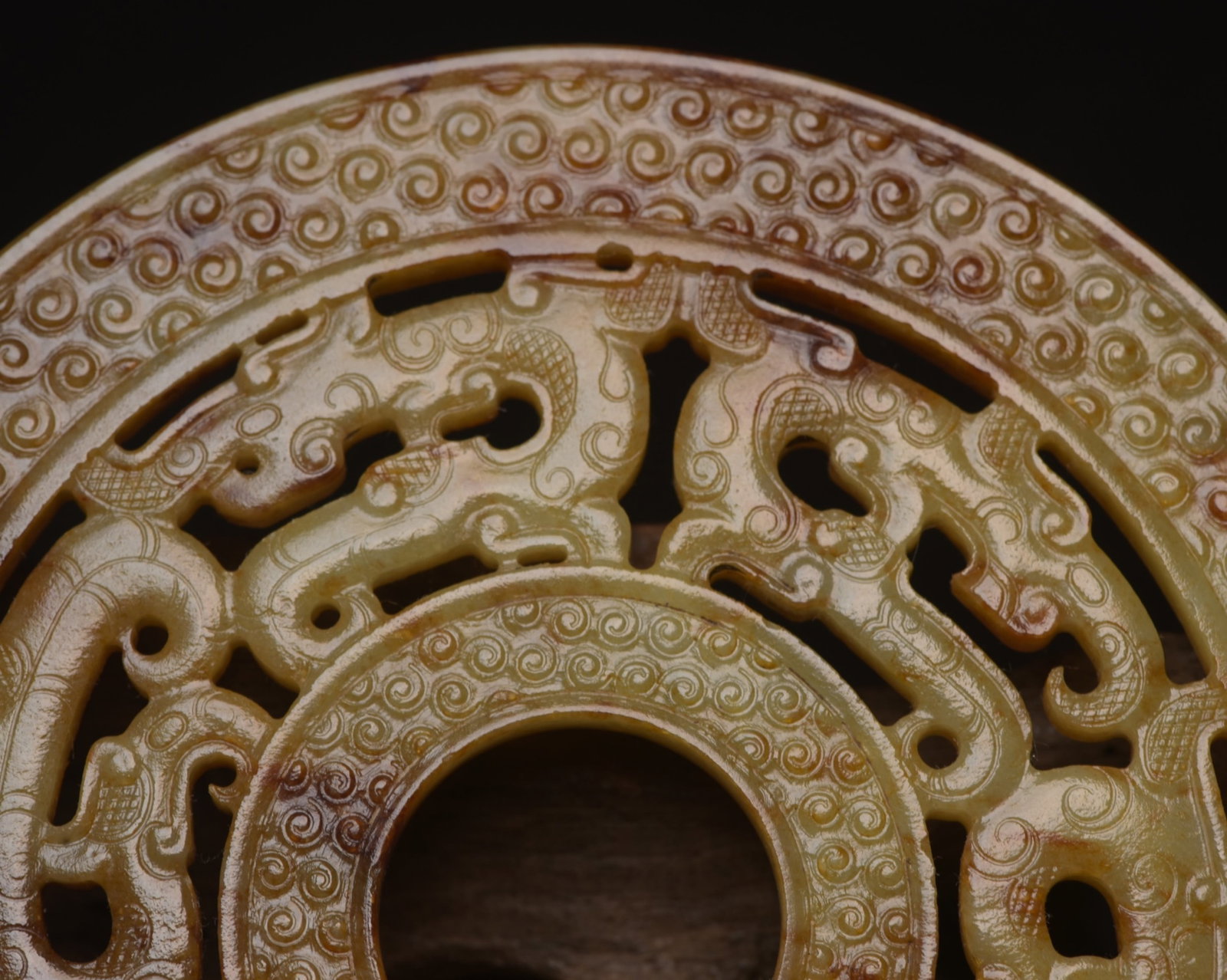 An Exquisite White Jade Chi-Dragon Pattern Pendant - 7