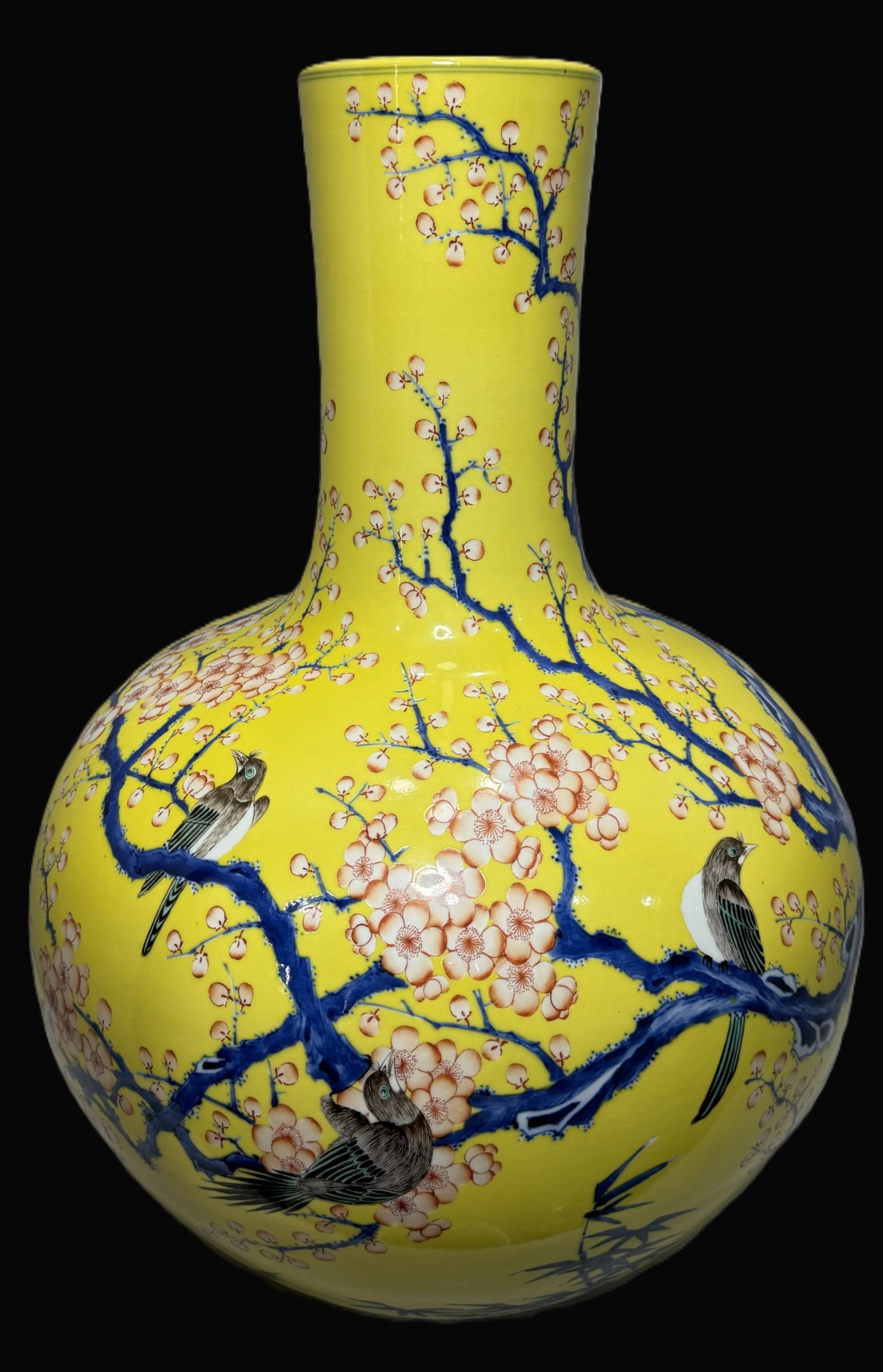 A Huge Yellow Glazed Flower and Bird Pattern Vase: A Huge Yellow Glazed Flower and Bird Pattern Vase,Qing Dynasty,China,Kangxi Six-character Mark,Size:20.5in 黄釉花鸟纹瓶,中国清代,康