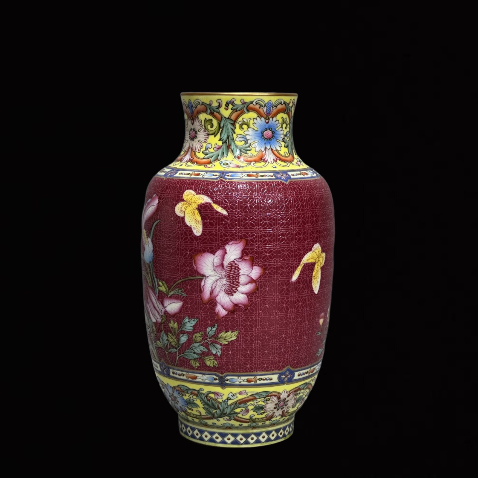 An Exquisite Ruby Red Glazed Flower and Butterfly Pattern Vase - 3