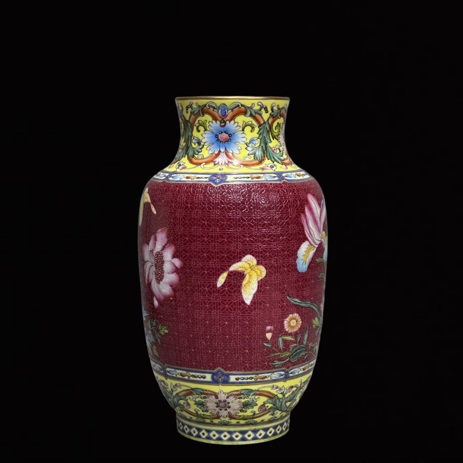 An Exquisite Ruby Red Glazed Flower and Butterfly Pattern Vase - 6