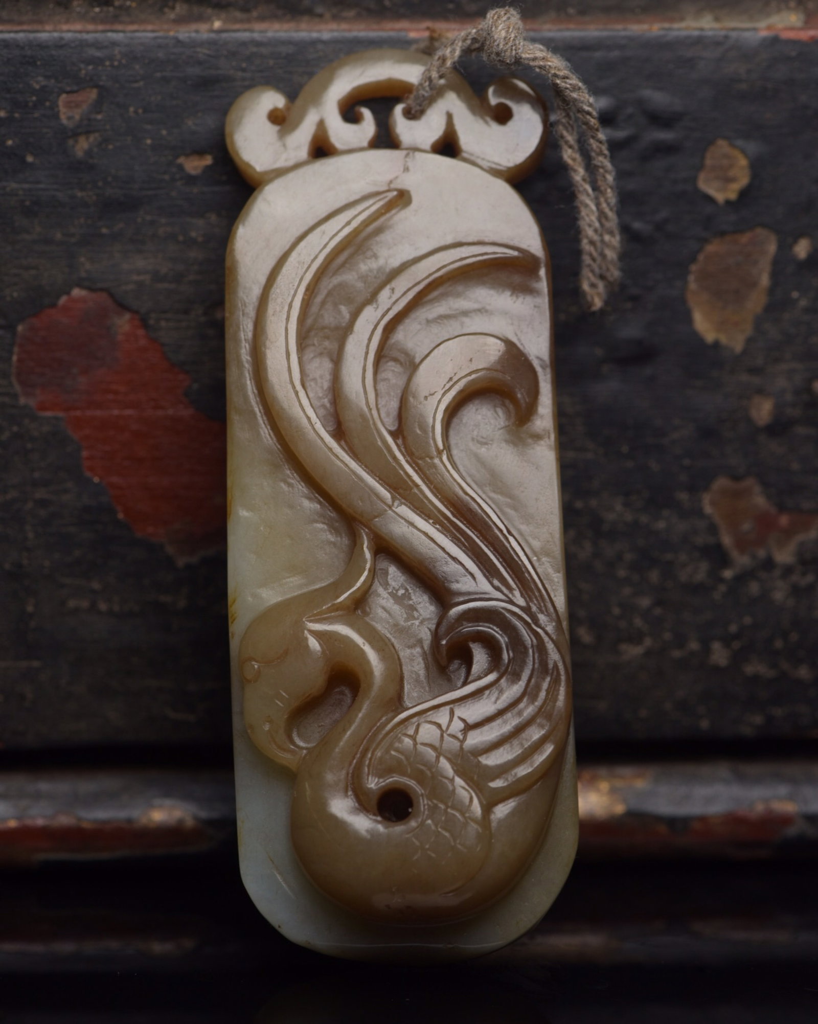An Exquisite White Jade Dragon and Phoenix Pattern Pendant: An Exquisite White Jade Dragon and Phoenix Pattern Pendant,Qing Dynasty,China,Size:3.5inx1.3inx0.7in,Weight:76g 白玉龙凤纹佩,中国清代