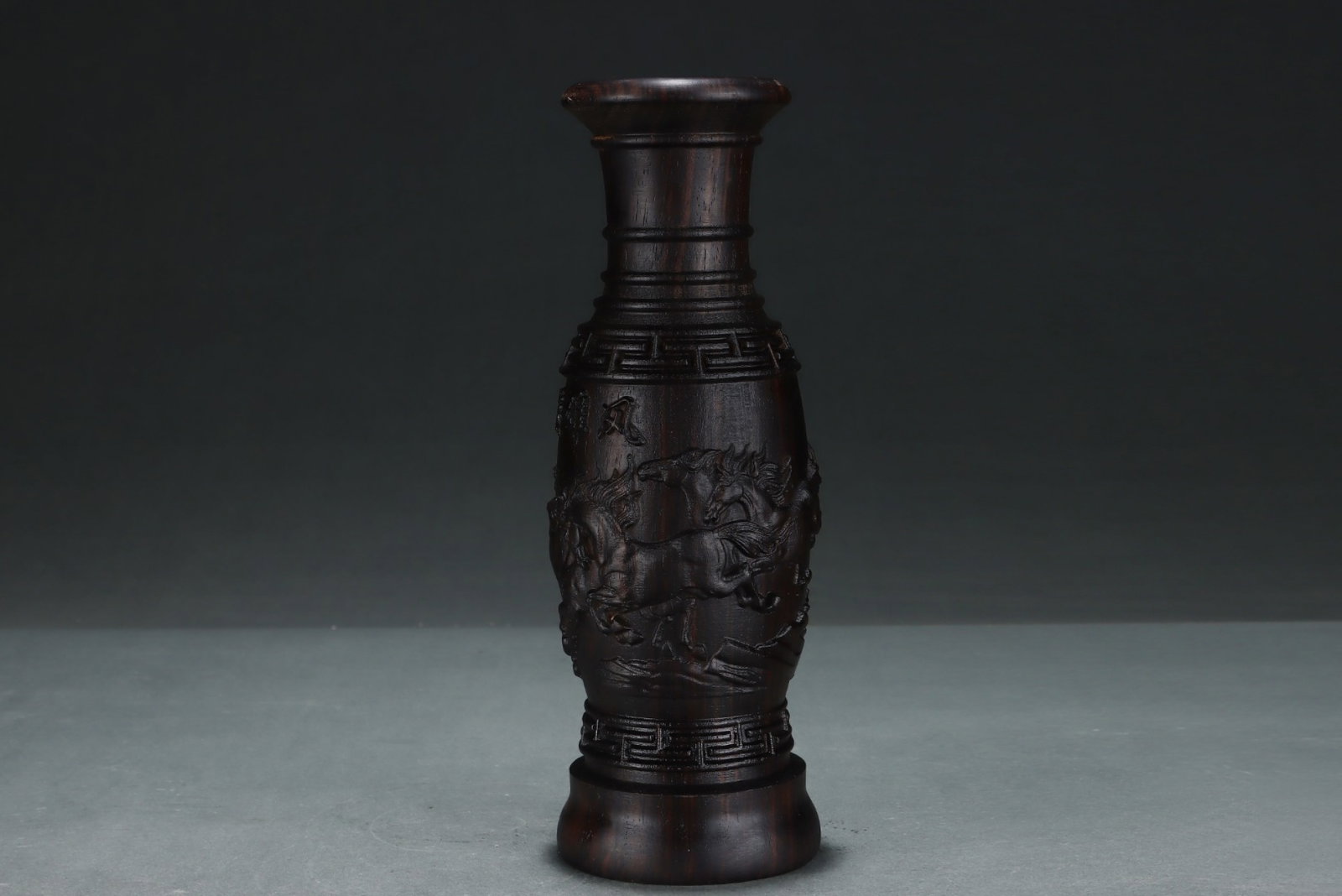 A Rare Eaglewood Horse Pattern Vase - 2