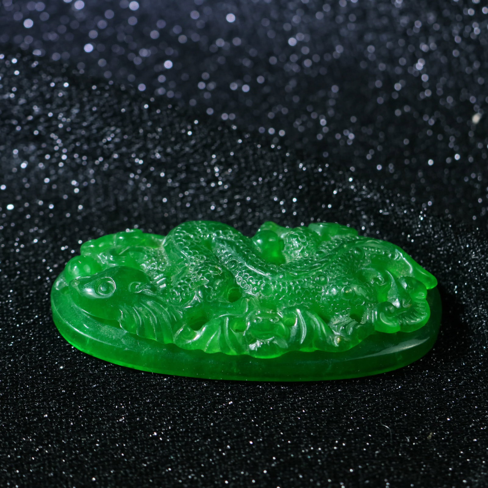 An Exquisite Dragon Pattern Pendant - 7