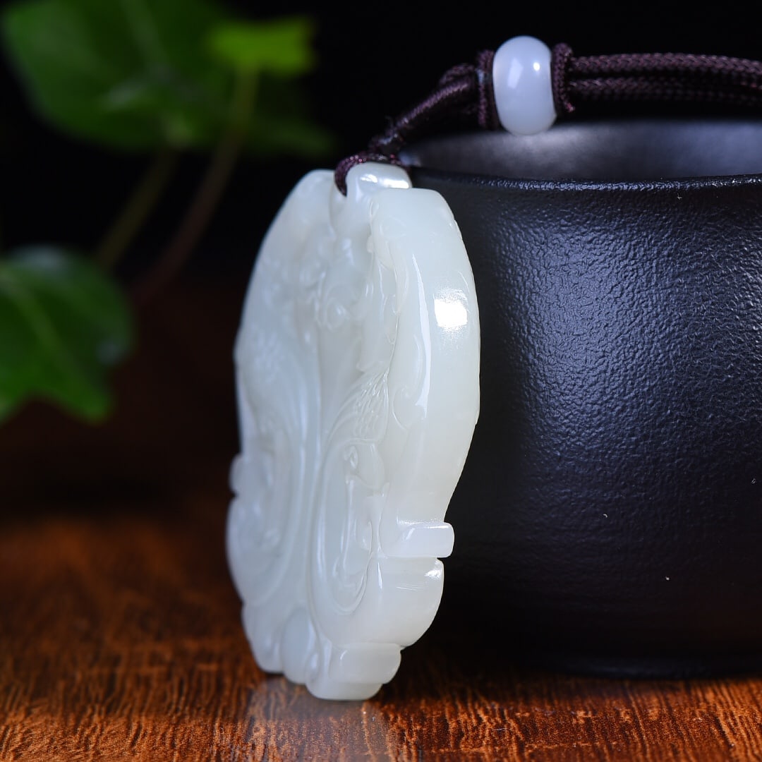 An Exquisite White Jade Phoenix Pattern Pendant - 4