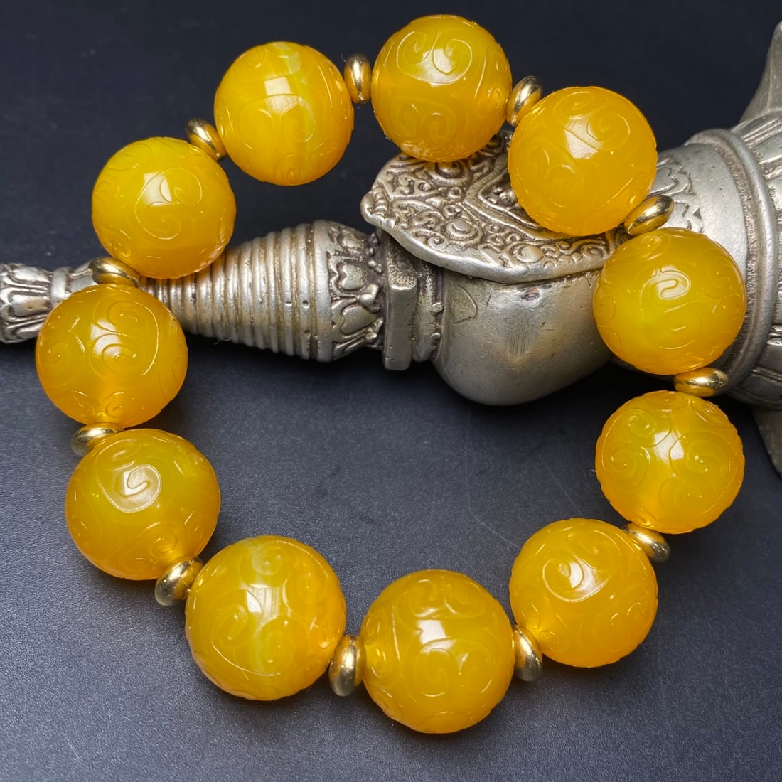 A Precious Agate Bracelets - 7