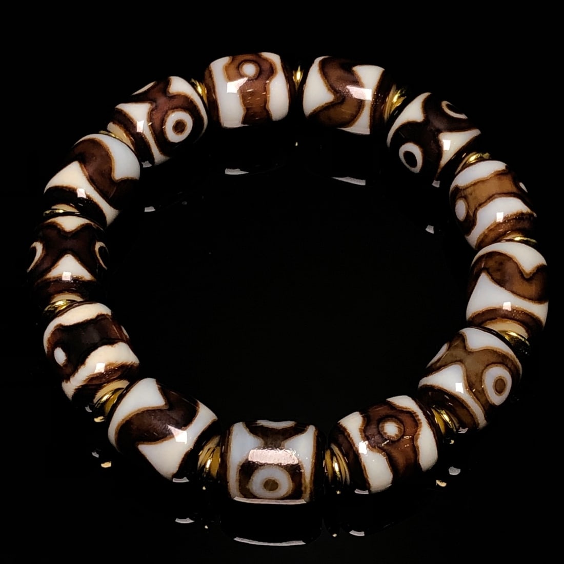 A Precious Dzi Bead Bracelets - 4