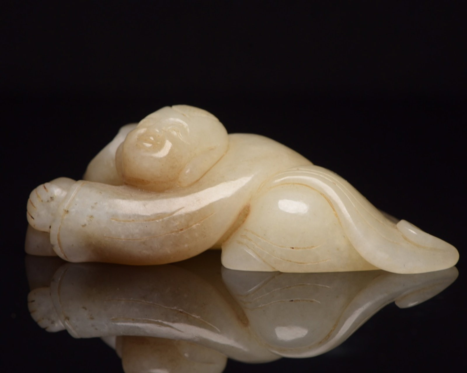 An Exquisite White Jade Figure Ornament: An Exquisite White Jade Figure Ornament,Qing Dynasty,China,Size:3.8inx1.6inx1.3in,Weight:151g 白玉人物摆件,中国清代