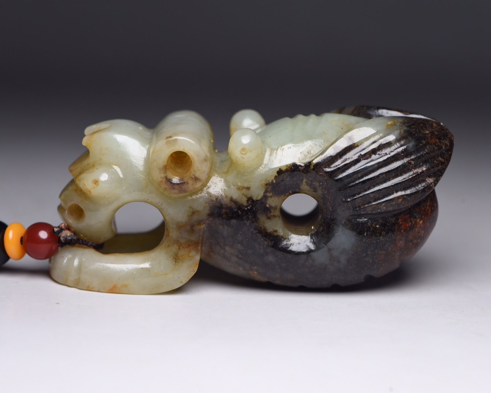 An Exquisite White Jade Cicada Pendant: An Exquisite White Jade Cicada Pendant,Qing Dynasty,China,Size:3.3inx1.3inx1.1in,Weight:140g 白玉蝉挂件,中国清代