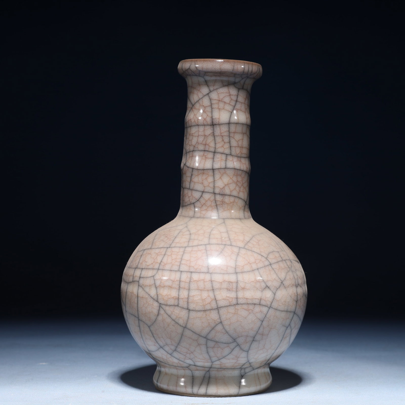 An Exquisite Ge yao Vase (1 of 9)
