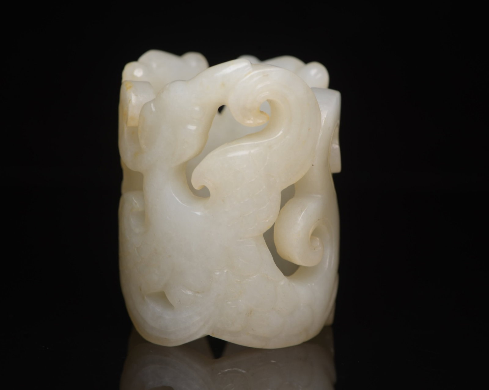 An Exquisite White Jade Cicada Pattern Thumb Ring - 2