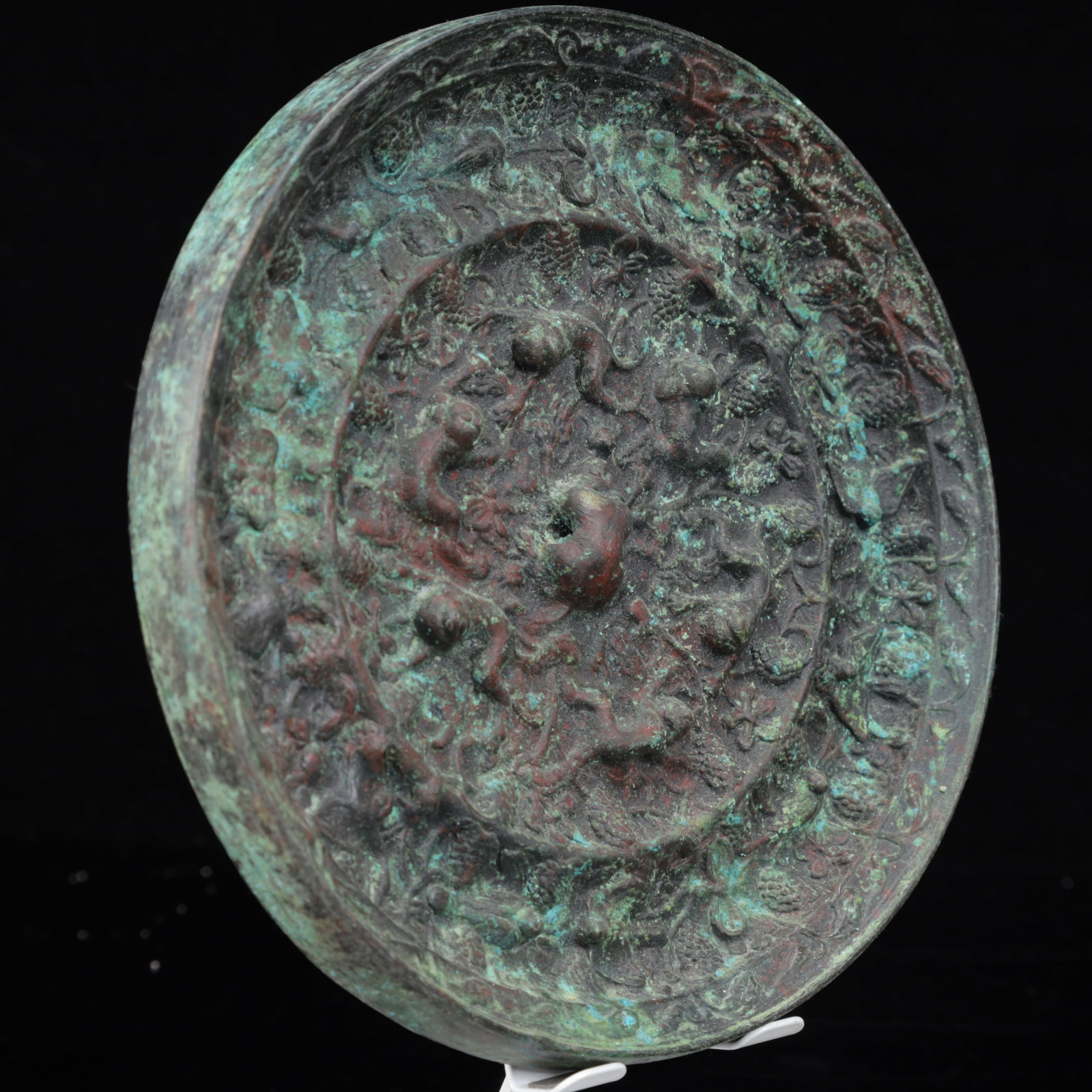 An Archaic Bronze Monkey Pattern Round Mirror - 6