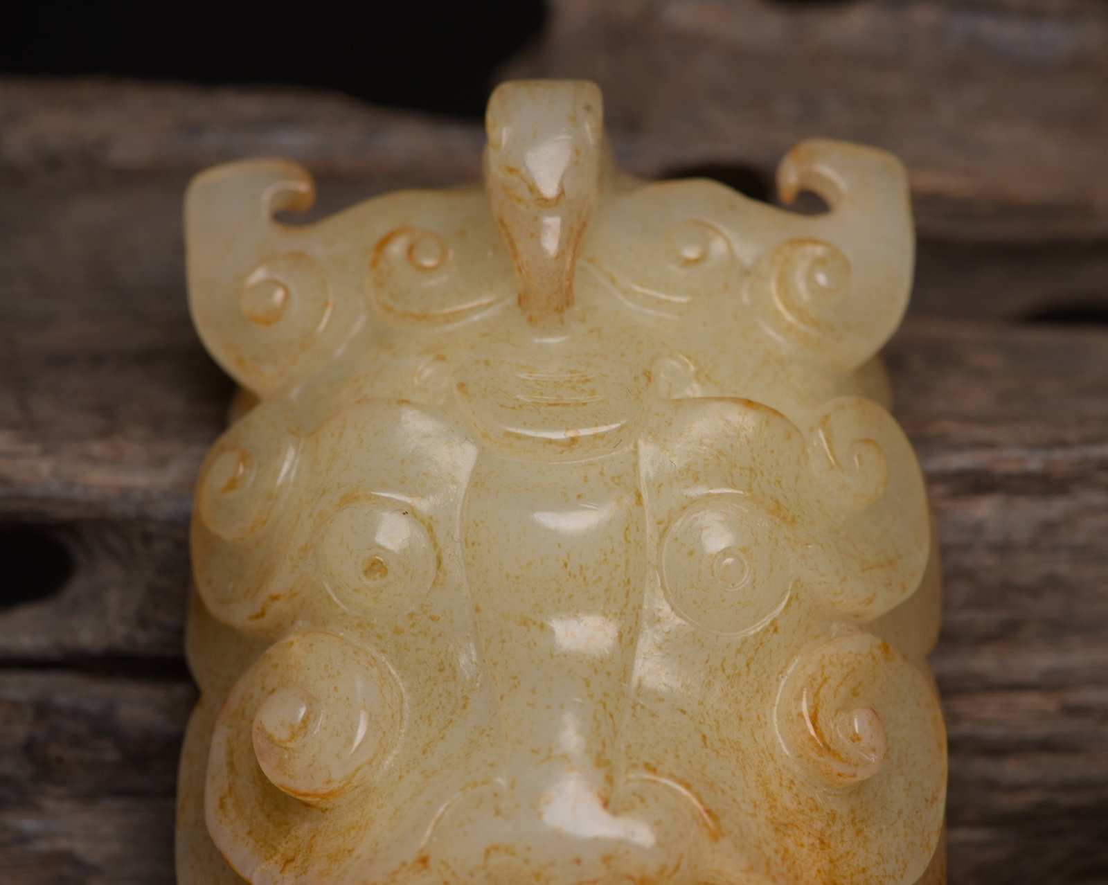 An Exquisite White Jade Beast-Face Pattern Buckle - 7