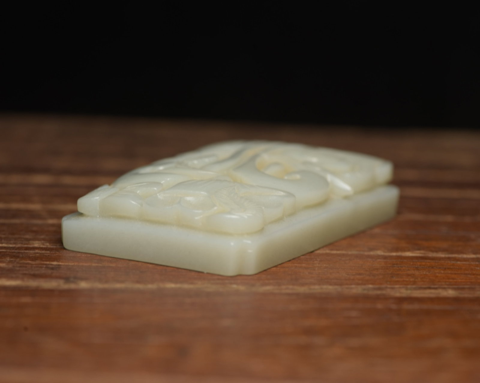 An Exquisite White Jade Crane Pattern Pendant - 4