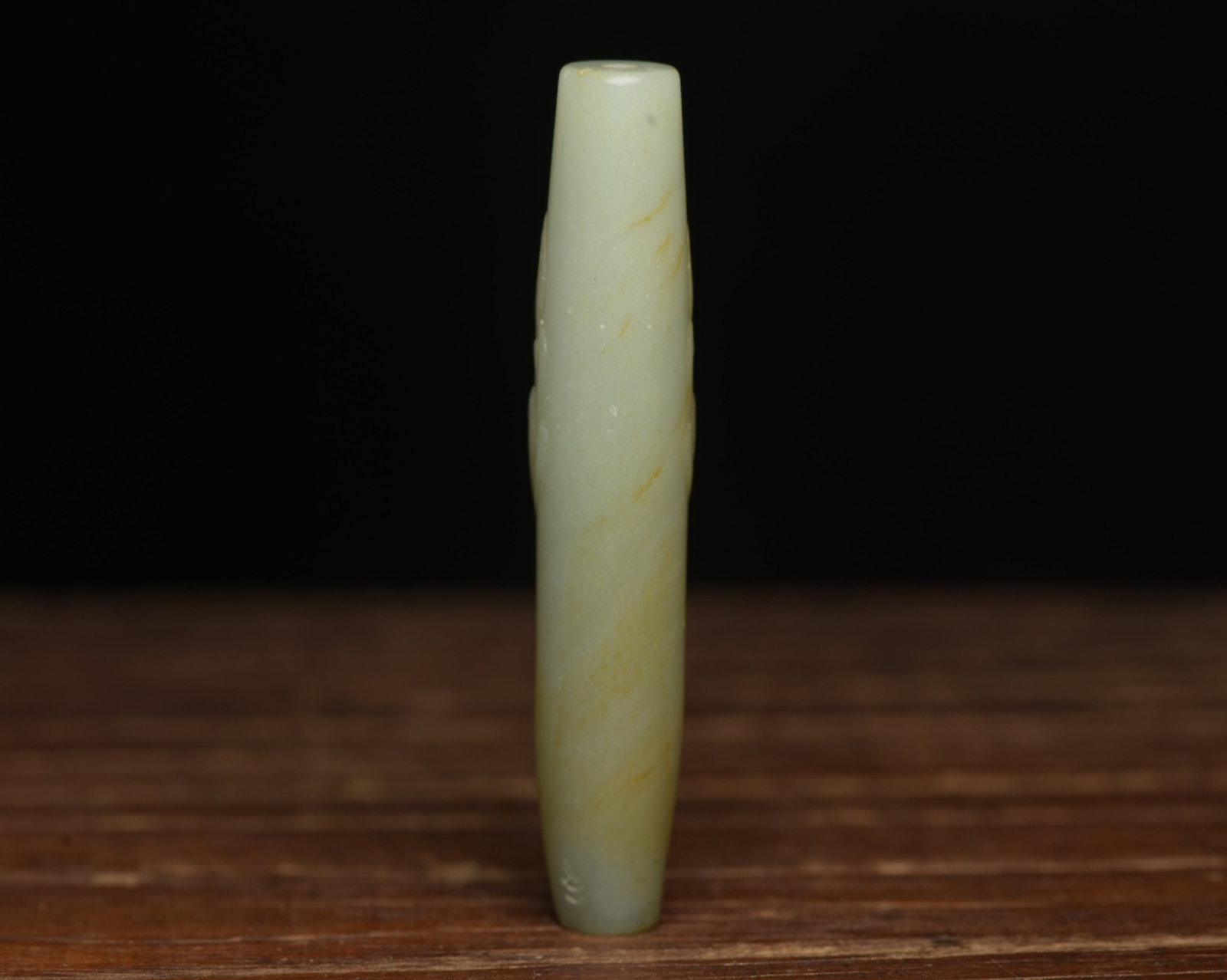 An Exquisite White Jade Beast-Face Pattern Pendant - 2