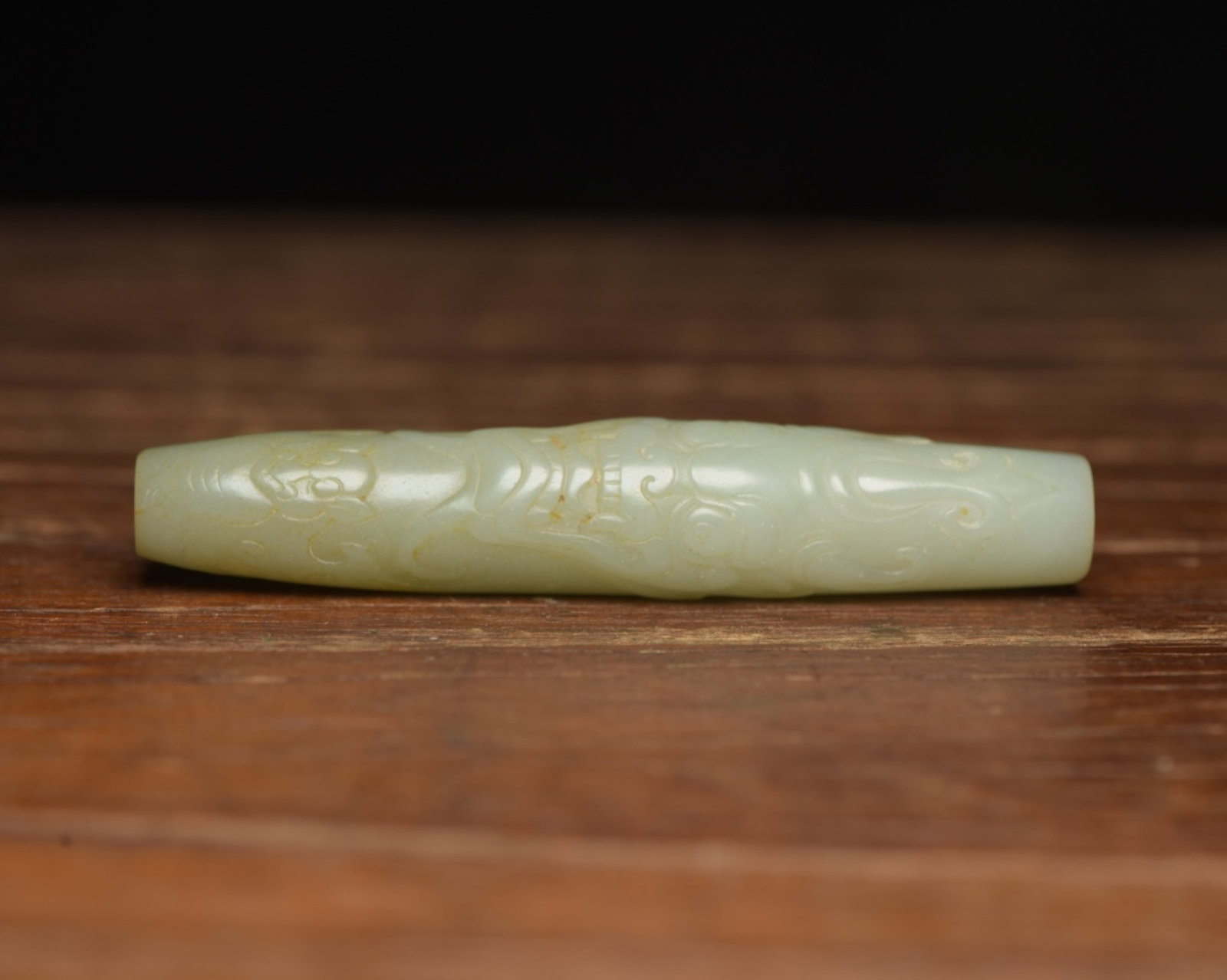 An Exquisite White Jade Beast-Face Pattern Pendant - 5