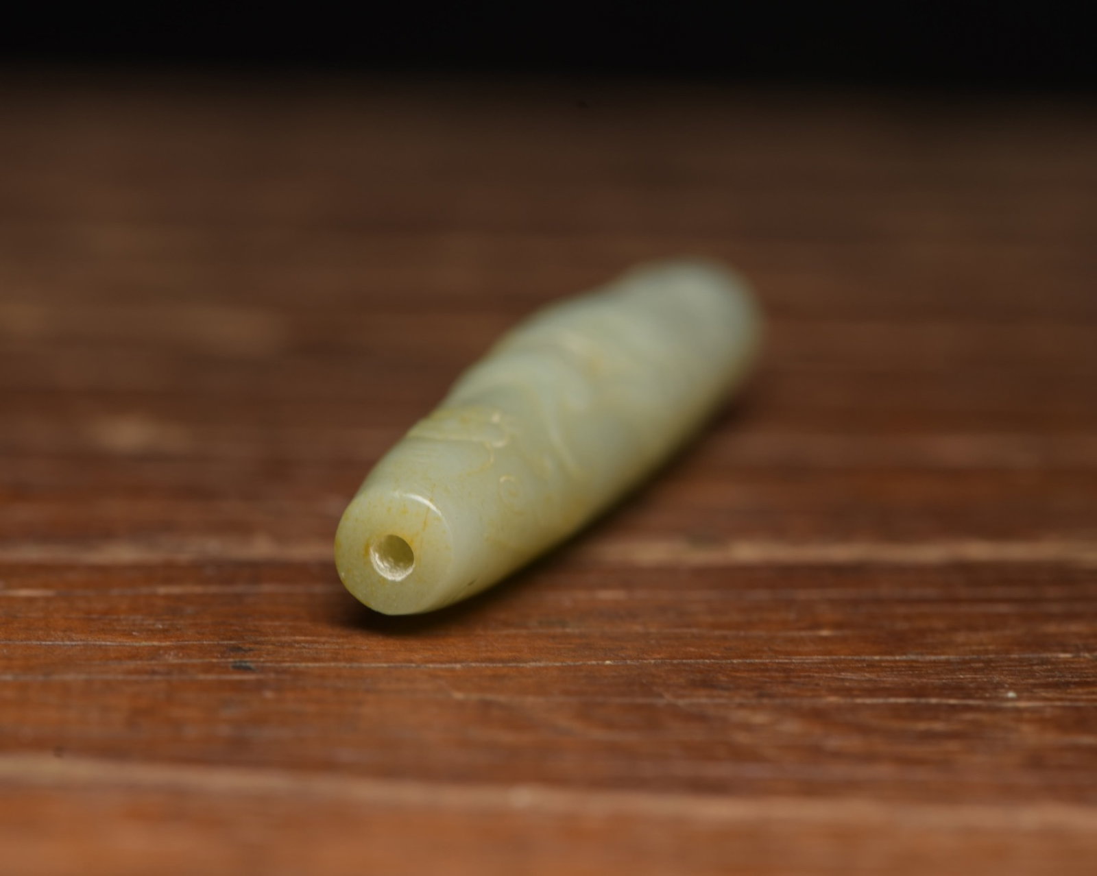 An Exquisite White Jade Beast-Face Pattern Pendant - 7