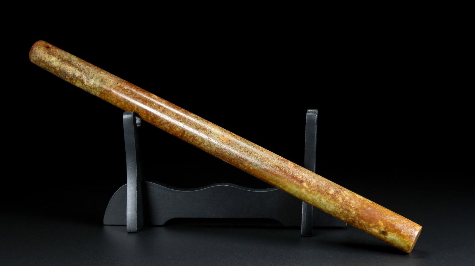 An Exquisite White Jade flute - 9