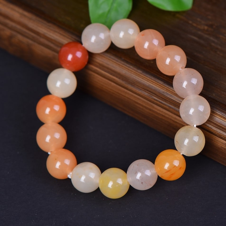 An Exquisite Red Jade Bracelets - 3