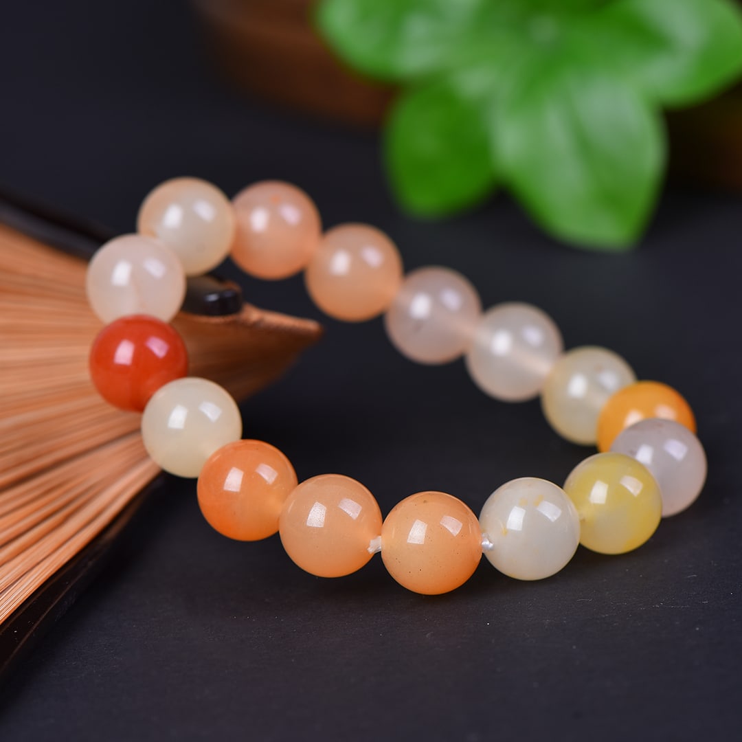 An Exquisite Red Jade Bracelets - 4