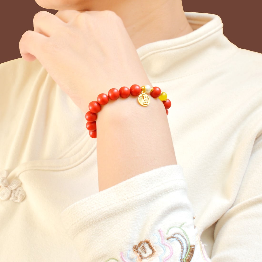 An Exquisite Cinnabar Bracelets - 4