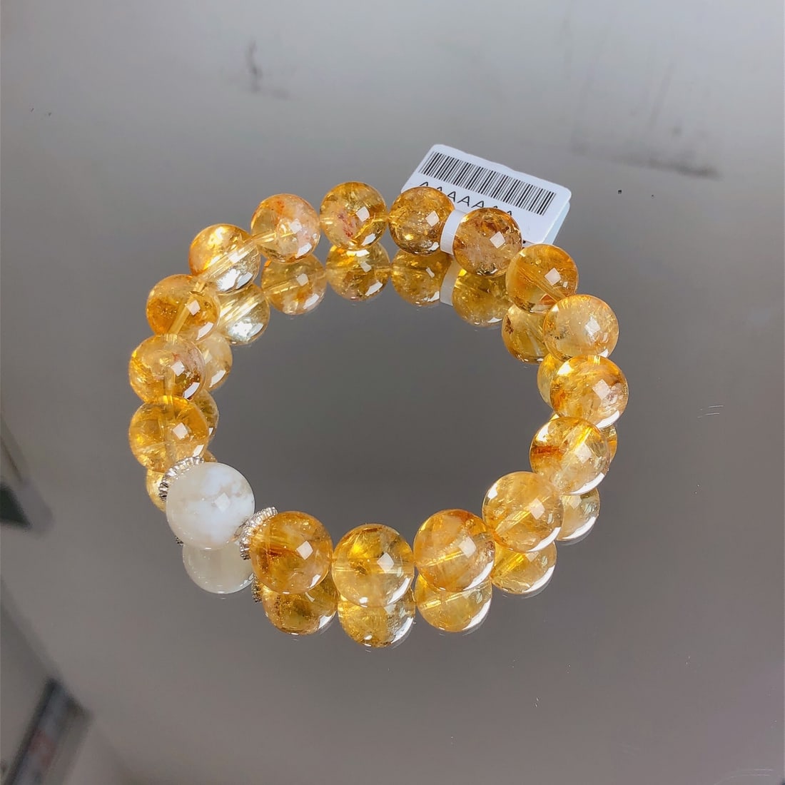 An Exquisite Crystal Bracelet - 2