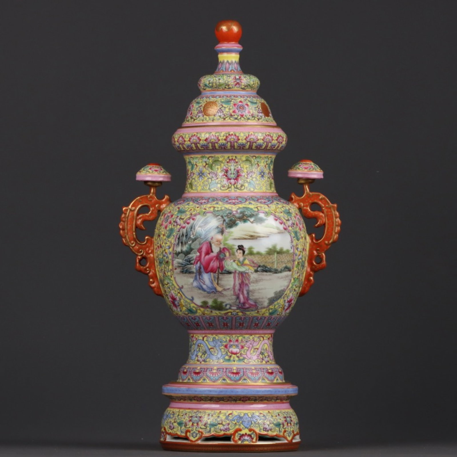 A Huge Enamel Gilt Figure and Story Pattern Cover Jar: A Huge Enamel Gilt Figure and Story Pattern Cover Jar,Qing Dynasty, China,Yongzheng Four-character Mark,Size:17.3inx8.5in 珐琅彩鎏金人物故事ಬ
