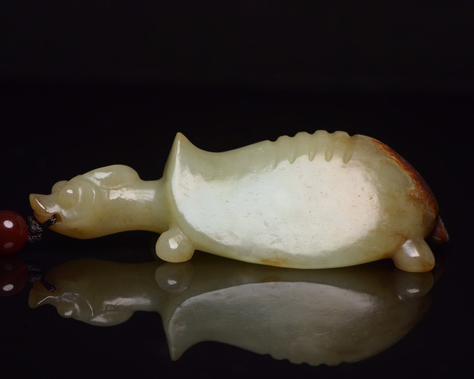 An Exquisite White Jade Turtle Ornament: An Exquisite White Jade Turtle Ornament,Qing Dynasty,China,Size:3.8inx1.8inx1.1in,Weight:128g 白玉龟摆件,中国清代