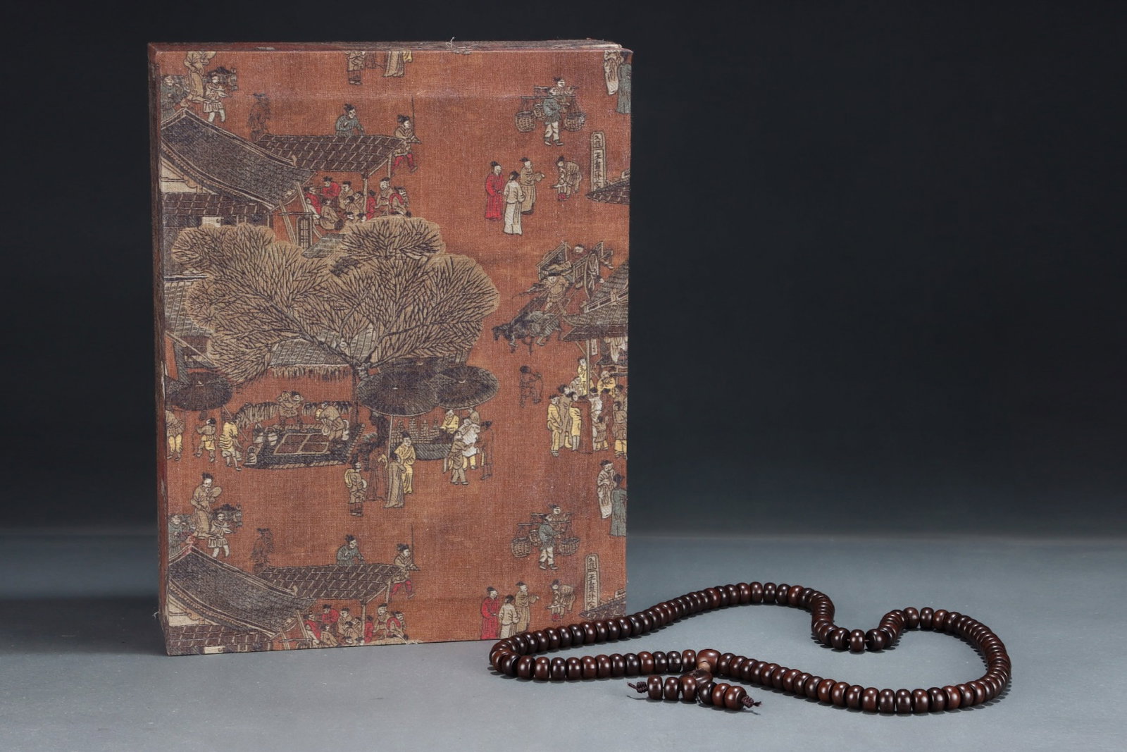 A Rare Eaglewood Necklace: A Rare Eaglewood Necklace,Qing Dynasty, China,Size:0.4inx0.6in 沉香挂件,中国清代