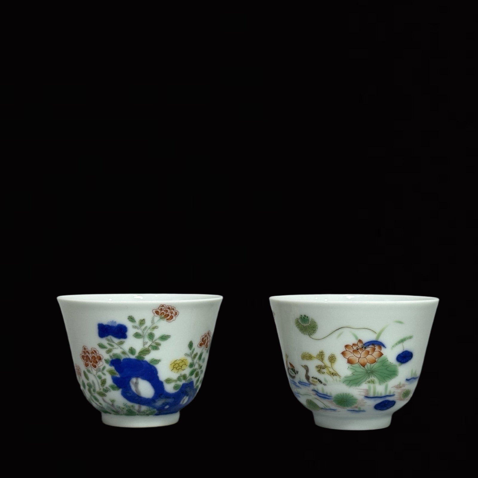A Pair of Exquisite Doucai Flower Pattern Cups,with Poem: A Pair of Exquisite Doucai Flower Pattern Cups,with Poem ,Qing Dynasty,China,Kangxi Six-Character Mark,Size:2inx2.6in 一对斗彩花卉纹杯,带诗&