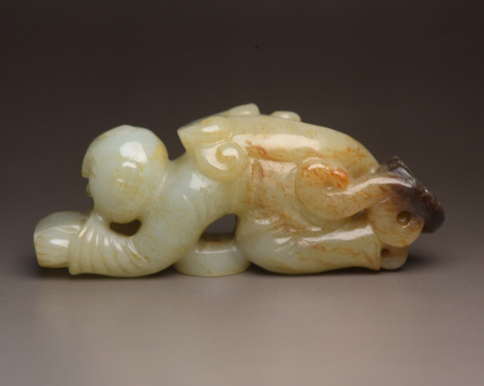 An Exquisite White Jade Figure Ornament: An Exquisite White Jade Figure Ornament,Qing Dynasty,China,Size:3inx1.1inx0.9in,Weight:70g 白玉人物摆件,中国清代