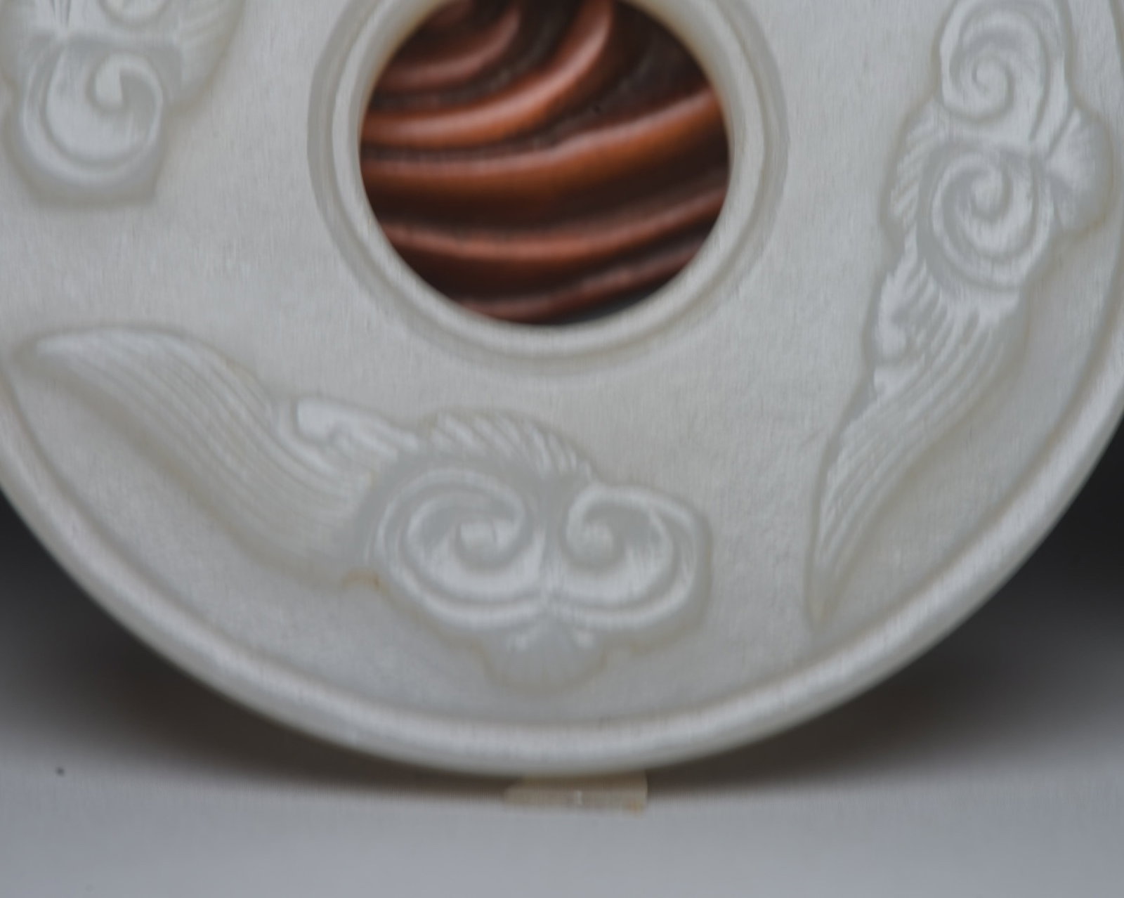 An Exquisite White Jade Auspicious Cloud Pattern Pendant - 9