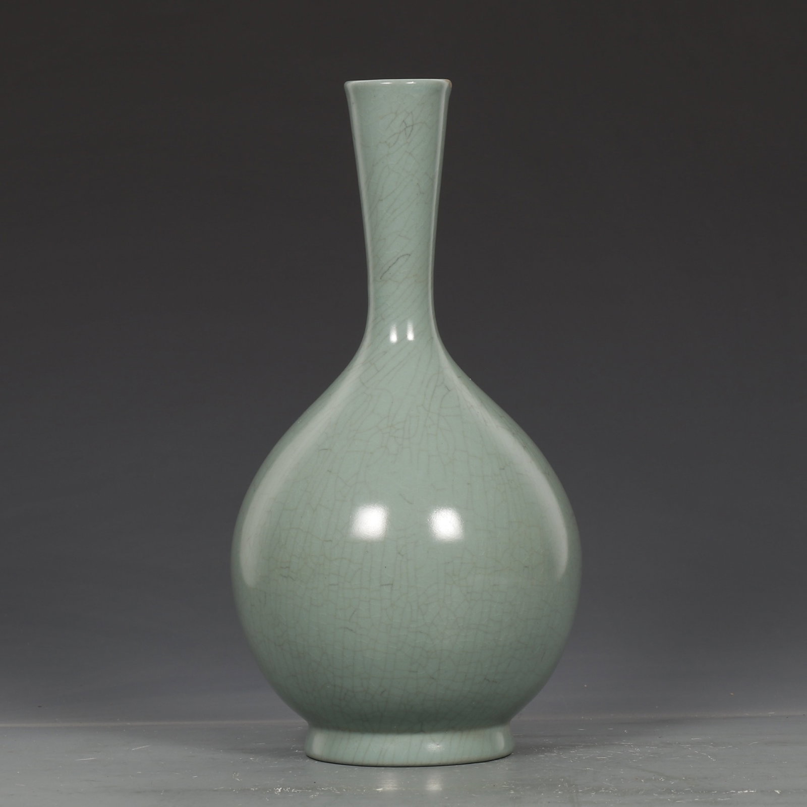 An Exquisite Ru yao Celeste Blue Glazed Vase (1 of 8)