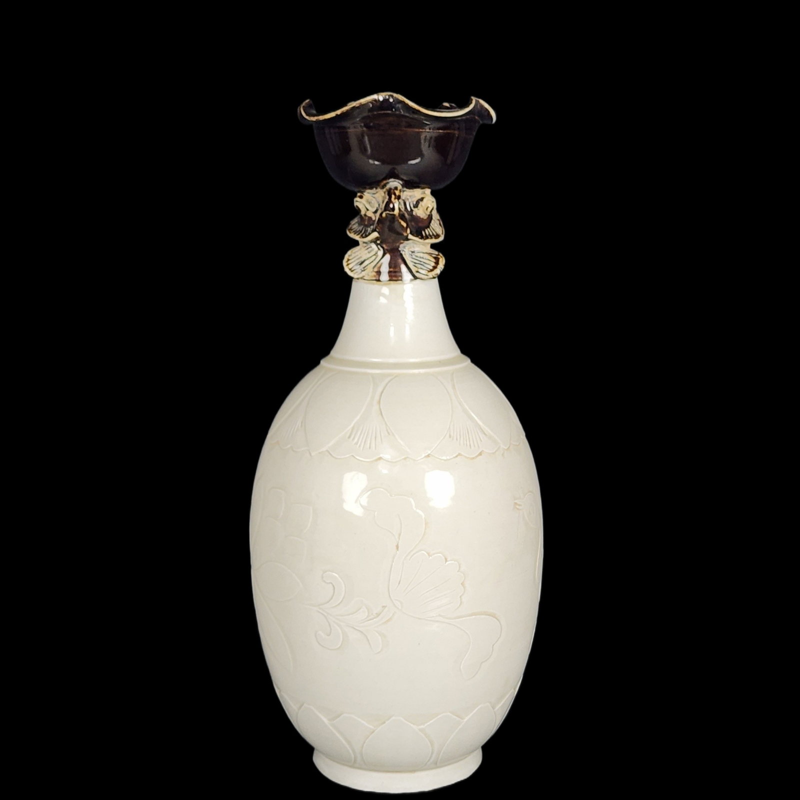 A Rare Ding yao Phoenix Pattern Vase - 2