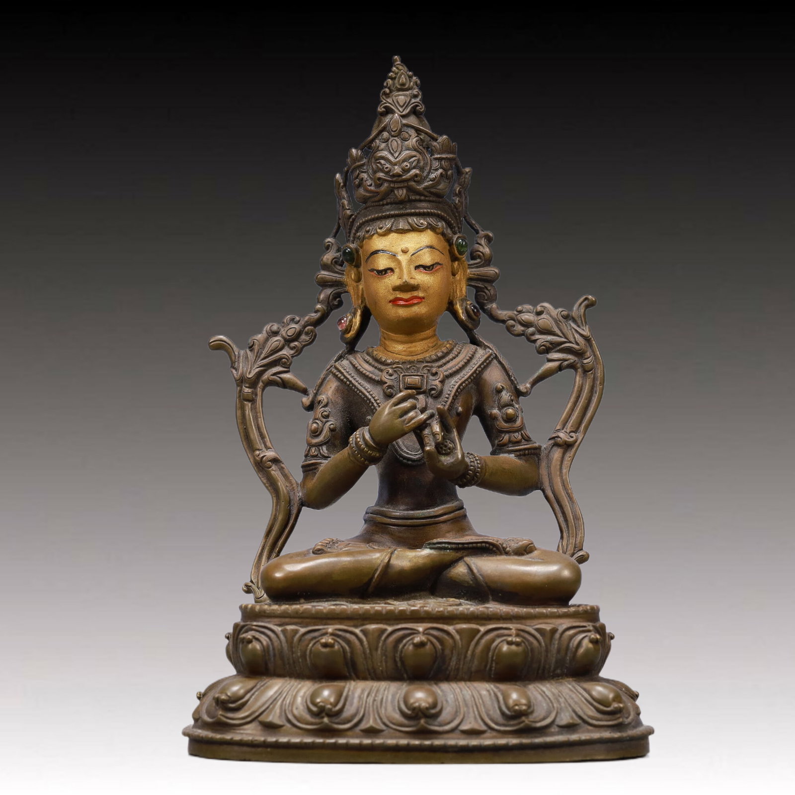 A Solemn Gilt Bronze Inlaid Gems Statue of Tara: A Solemn Gilt Bronze Inlaid Gems Statue of Tara,Ming Dynasty, China,Size:5.3inx3.5inx9.1inWeight:1250g 铜鎏金嵌宝石度母像,中国明