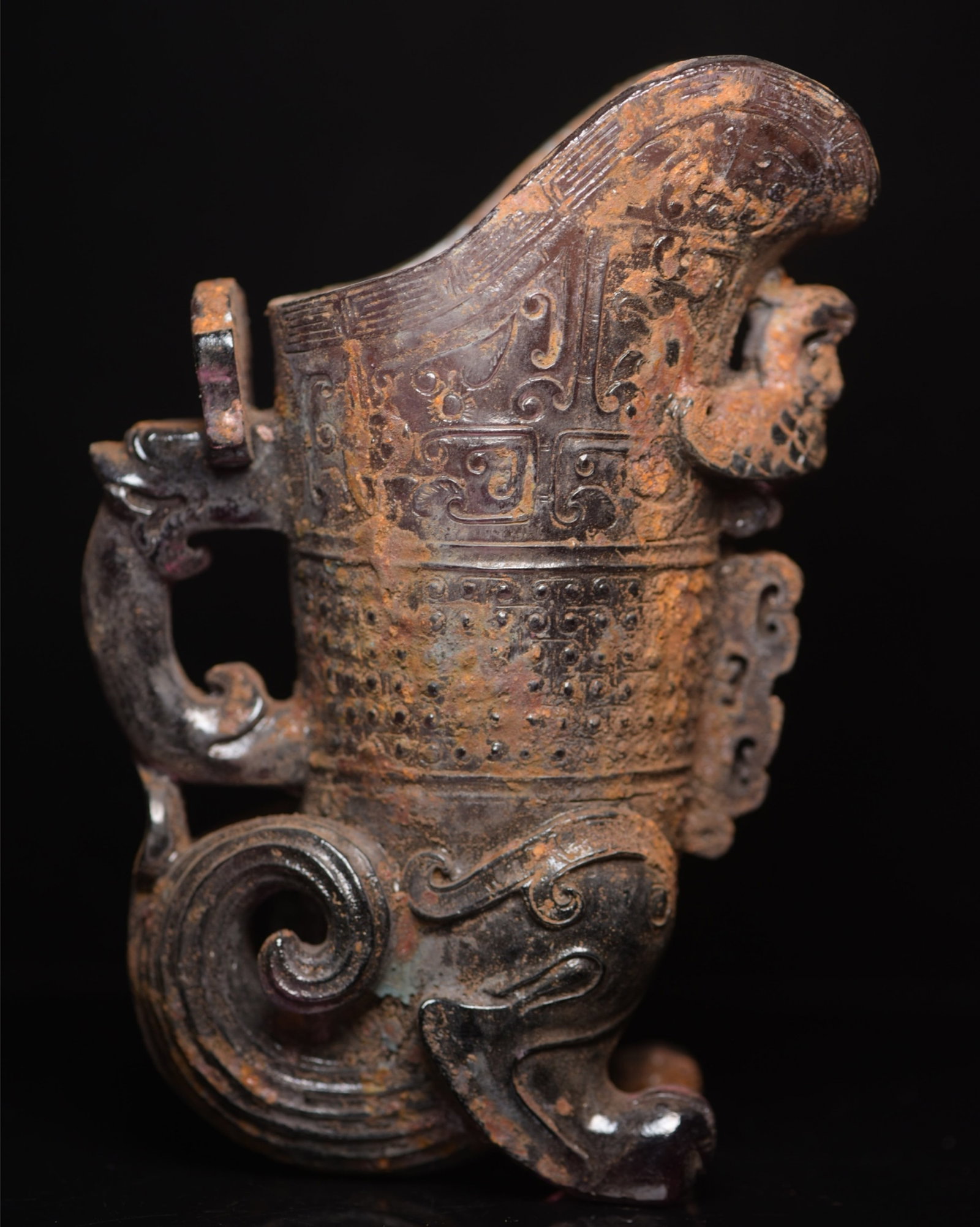 An Exquisite Glass Auspicious Beast Pattern Goblet: An Exquisite Glass Auspicious Beast Pattern Goblet,Qing Dynasty,China,Size:6.5inx3.9inx2.5in,Weight:880g 琉璃瑞兽纹爵杯,中国清代